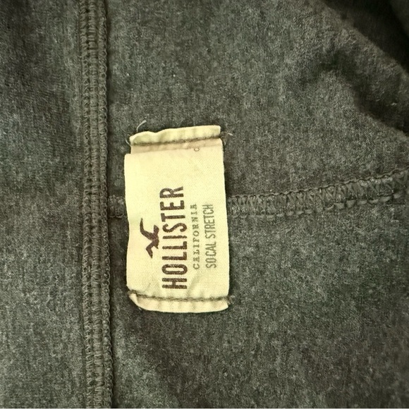 Hollister Fold Over Dark Gray Crop Leggings - Picture 3 of 8